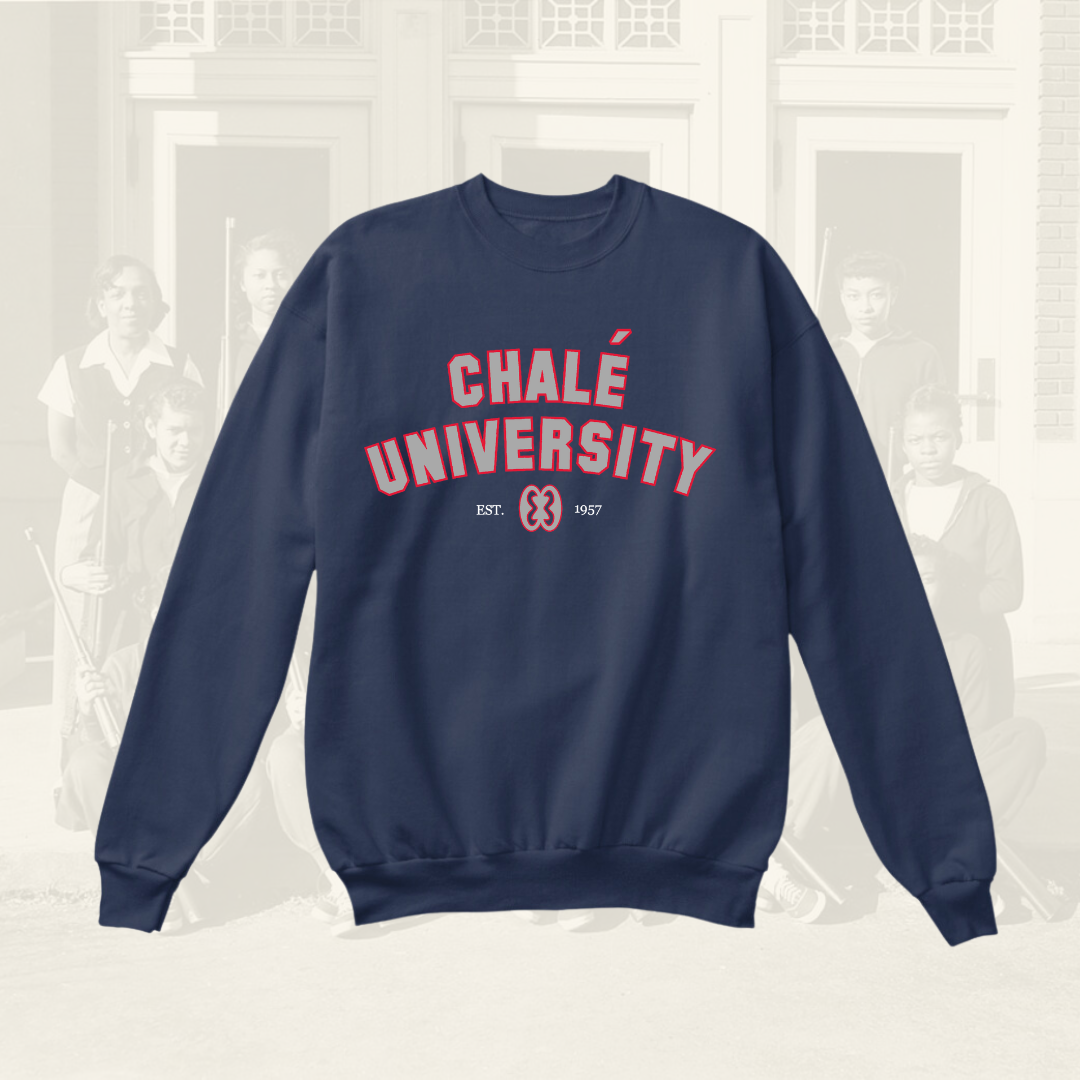 Chalé Classics Crewneck - Bison Navy