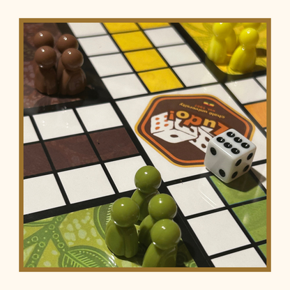 Chalé University Ludo Board Set [CLASSIC]