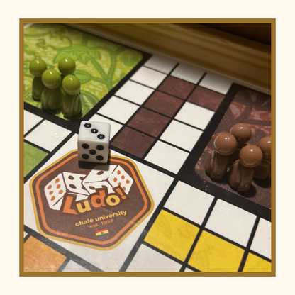 Chalé University Ludo Board Set [CLASSIC]